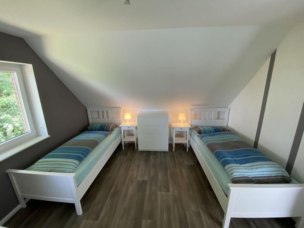 Ferienhaus Ella Am See Aurich Eksteriør billede