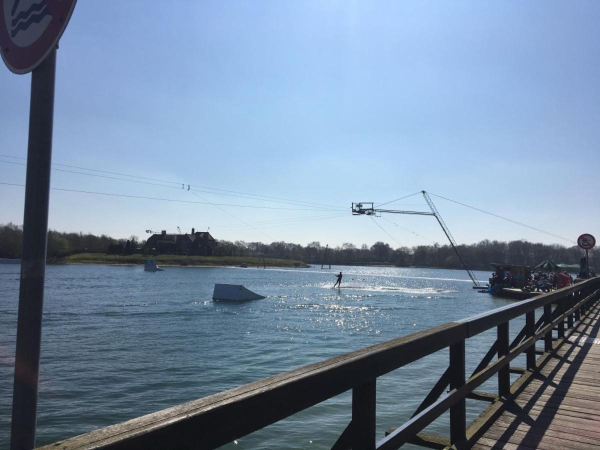 Ferienhaus Ella Am See Aurich Eksteriør billede